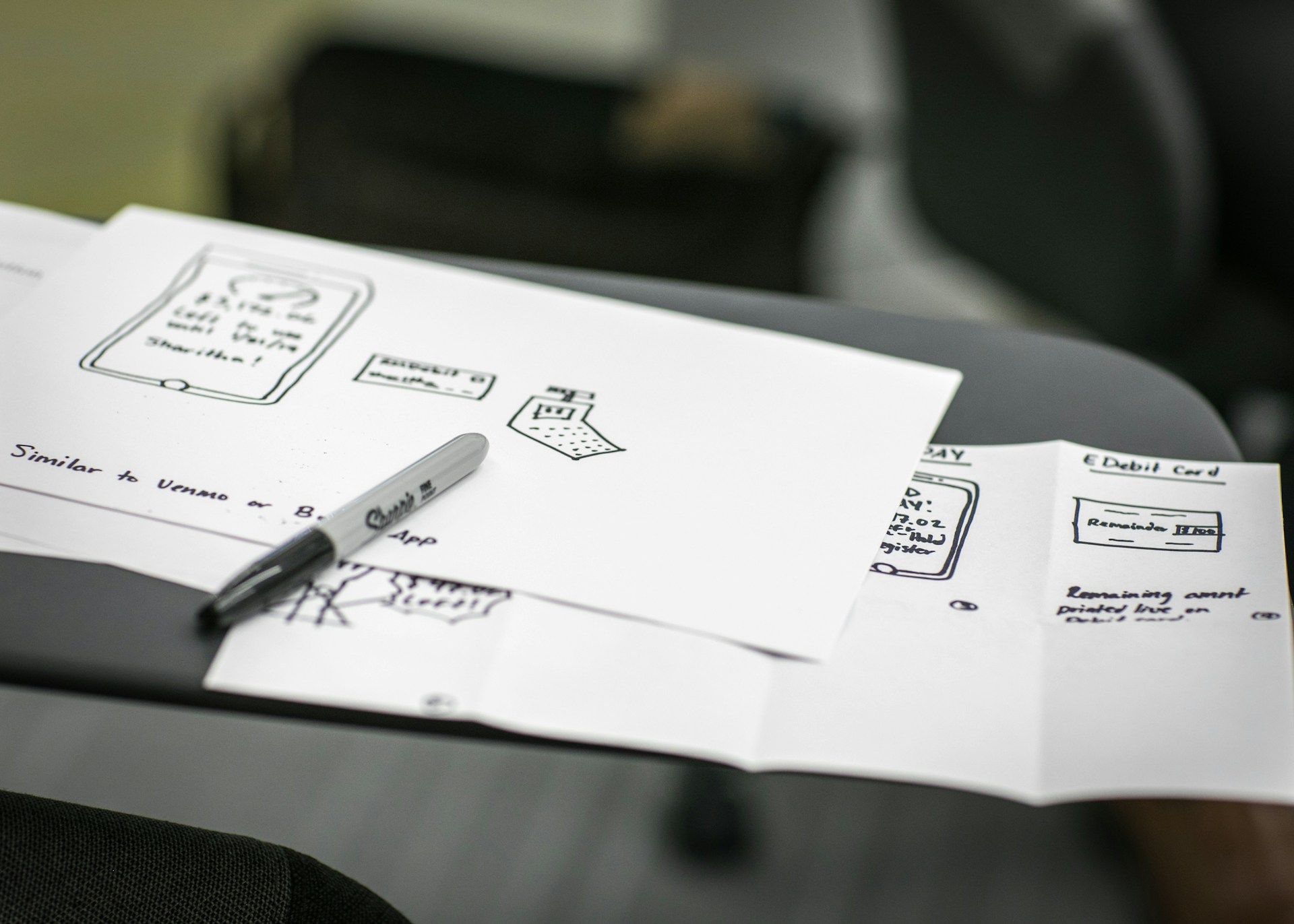 Writing on content design, UX strategy and bilingual systems